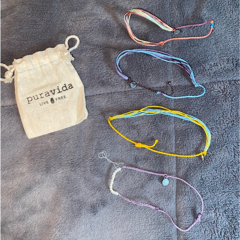 Never worn before Pura Vida bracelet set